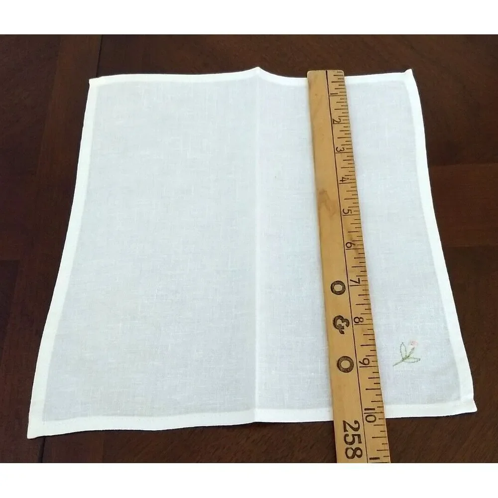 VTG Embroidered White Linen Floral Teacloth TABLECLOTH & 8‎ NAPKINS Scallop Edge